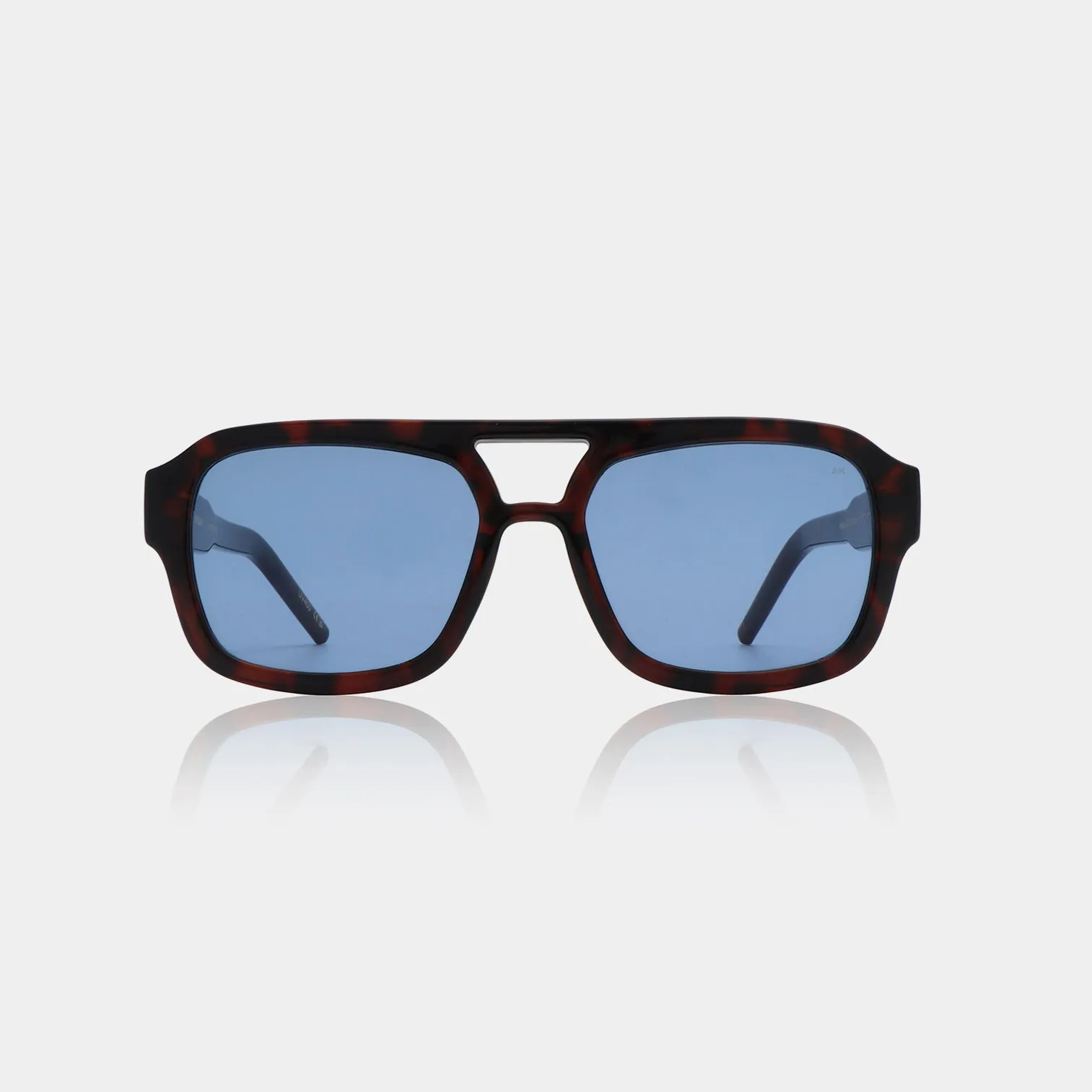 A. KJÆRBEDE | Kaya | Demi Tortoise Blue Lens