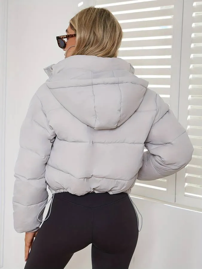 Bijgesneden winterjas met capuchon