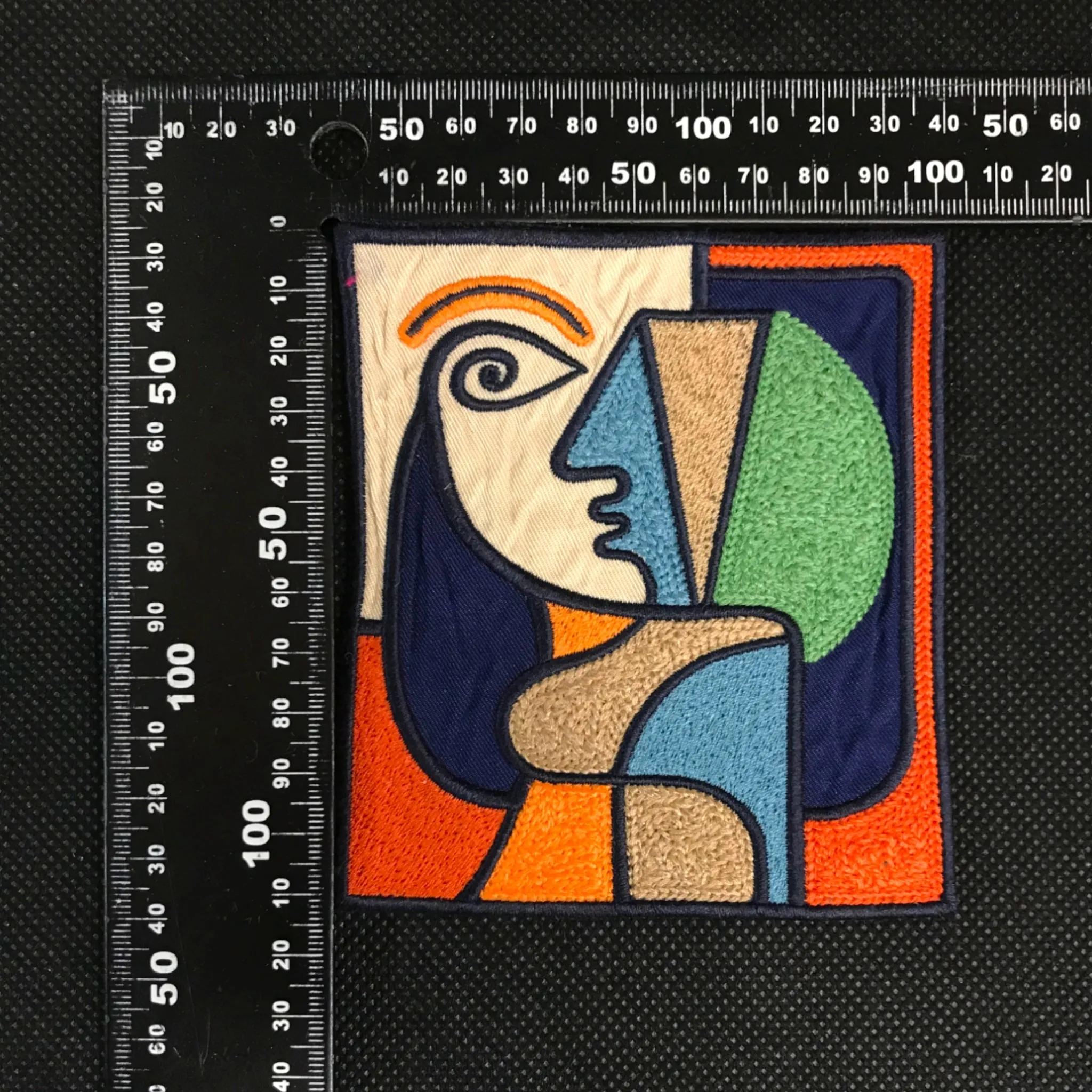 PC4254 - Picaso Face (Sew On)