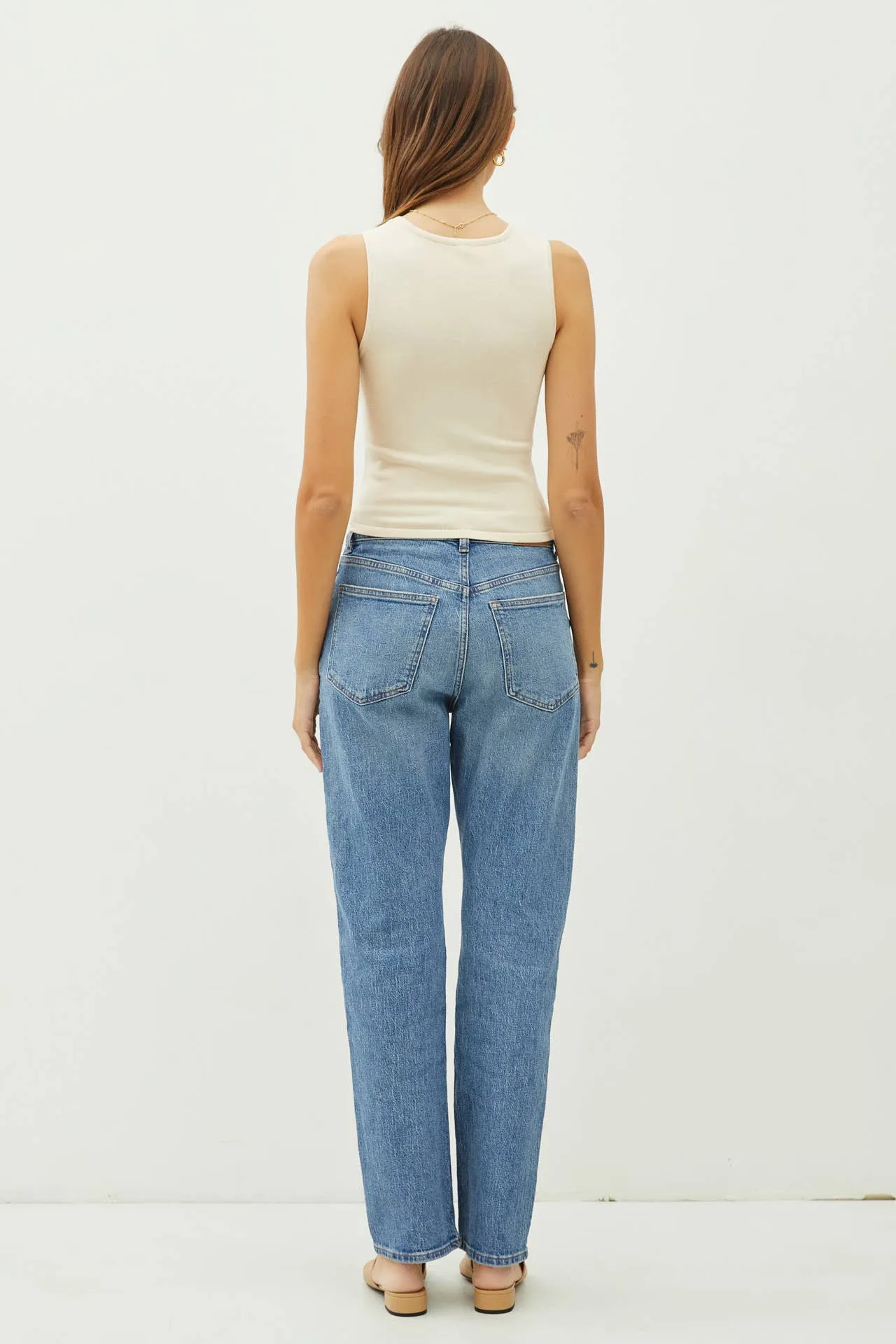 ROUND NECK SLEVELESS CROP TANK | Vanilla